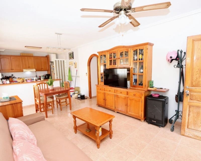 3 soveværelse Lejlighed til salg i Playa Flamenca med swimmingpool - € 194.000 (Ref: 9874345)