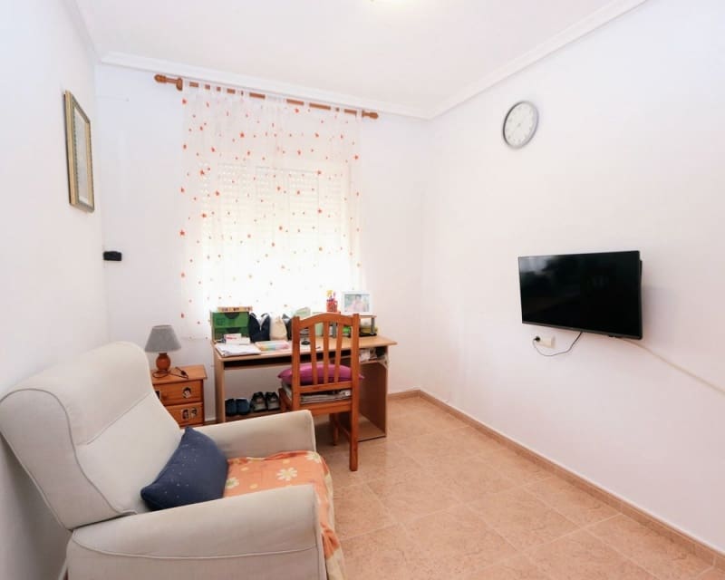 3 soveværelse Lejlighed til salg i Playa Flamenca med swimmingpool - € 194.000 (Ref: 9874345)