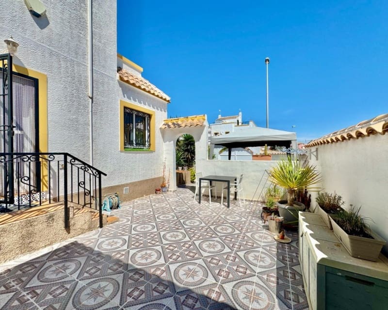 3 camera da letto Villa in vendita in Los Altos con piscina - 240.000 € (Rif: 9874346)