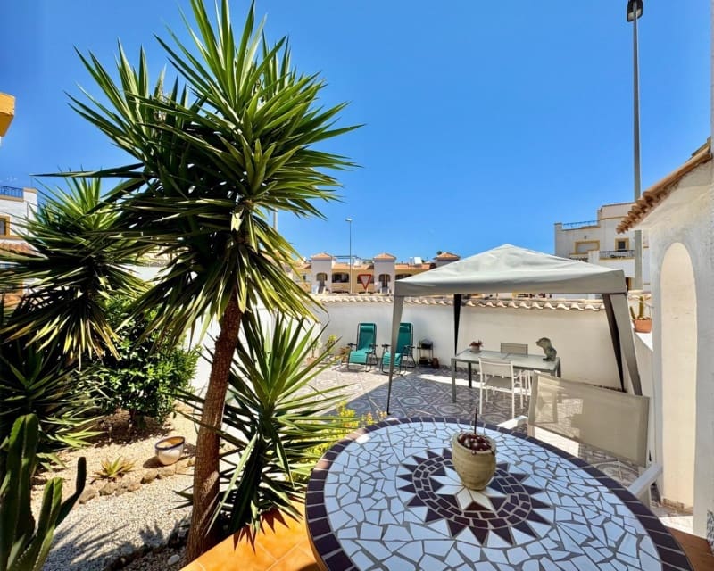 3 camera da letto Villa in vendita in Los Altos con piscina - 240.000 € (Rif: 9874346)