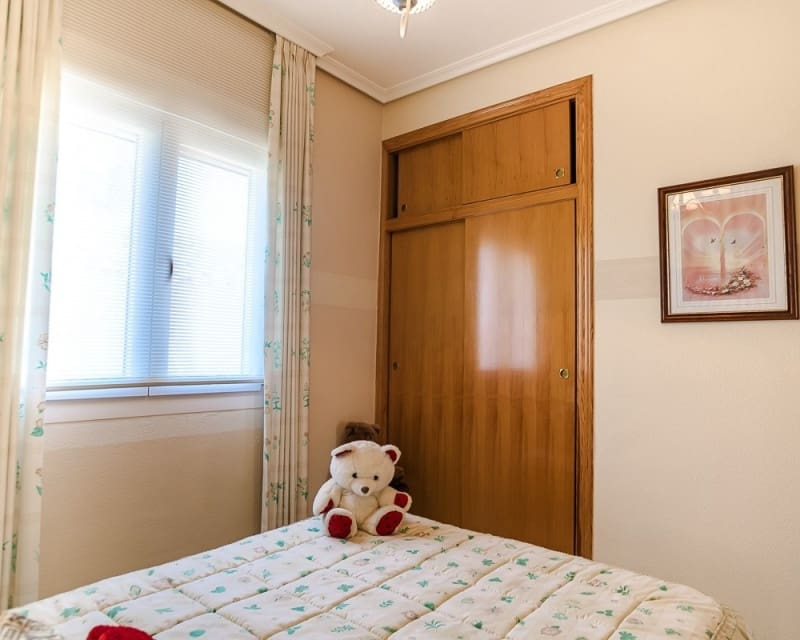 2 slaapkamer Villa te koop in Los Altos met zwembad - € 285.000 (Ref: 9874347)