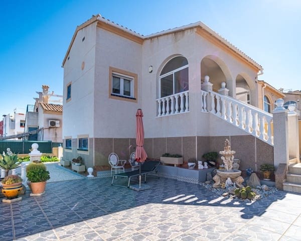 2 slaapkamer Villa te koop in Los Altos met zwembad - € 285.000 (Ref: 9874347)
