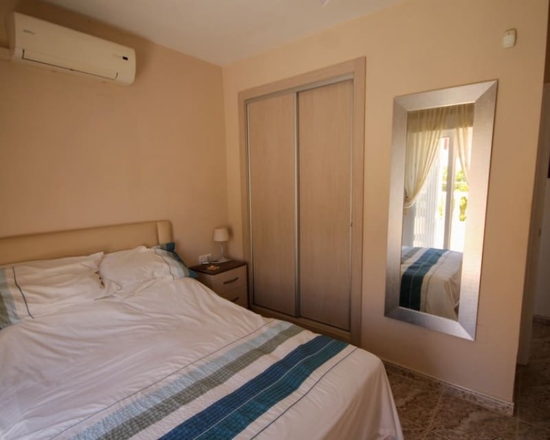 3 quarto Casa em Banda para venda em Orihuela Costa - 225 000 € (Ref: 9874348)