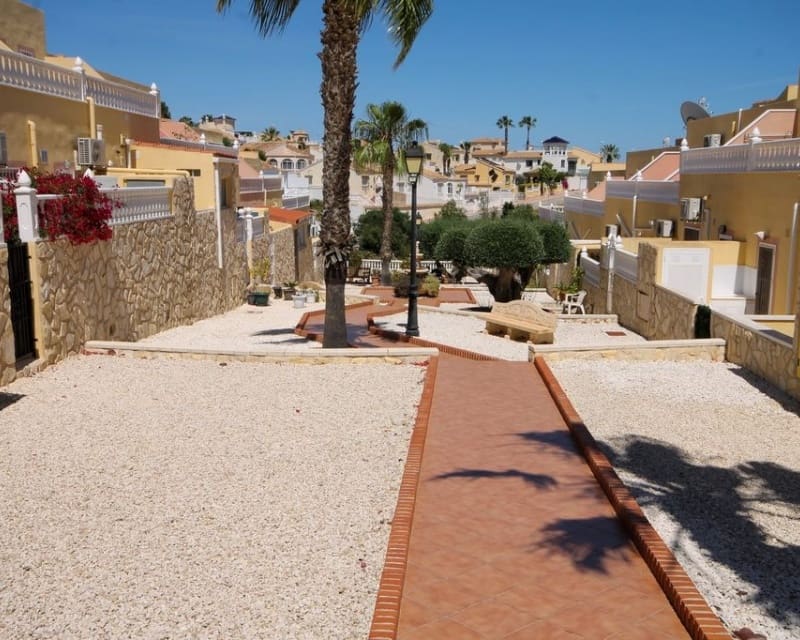 3 quarto Casa em Banda para venda em Orihuela Costa - 225 000 € (Ref: 9874348)