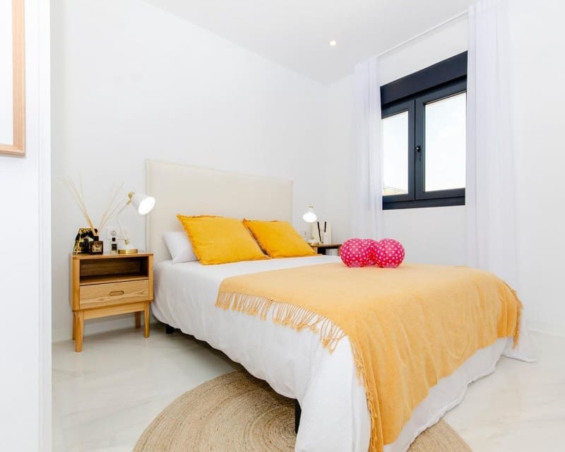 3 soveværelse Villa til salg i San Miguel de Salinas med swimmingpool - € 395.000 (Ref: 9874351)