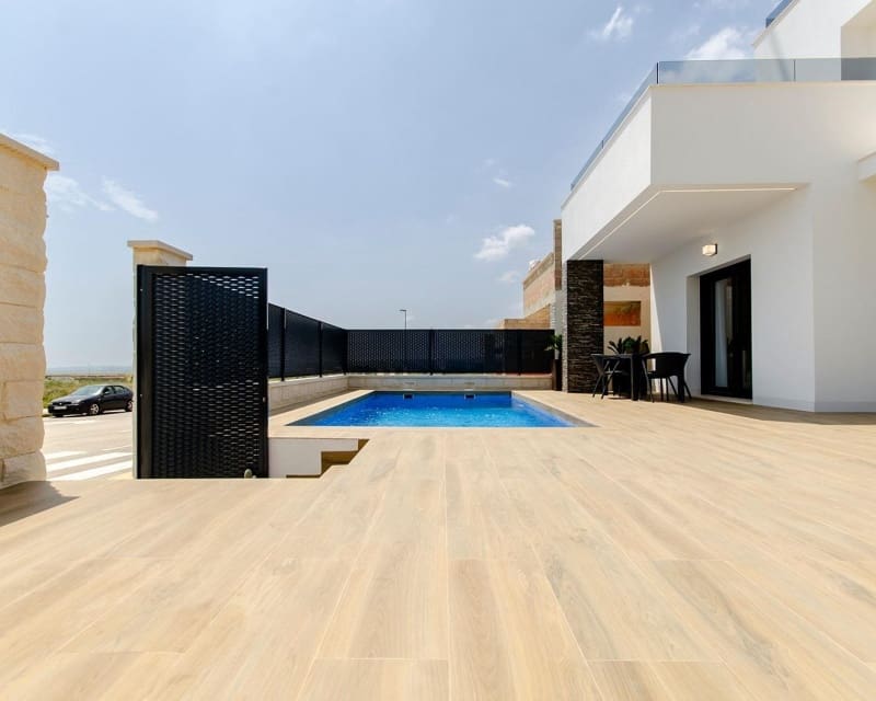 3 soveværelse Villa til salg i San Miguel de Salinas med swimmingpool - € 395.000 (Ref: 9874351)