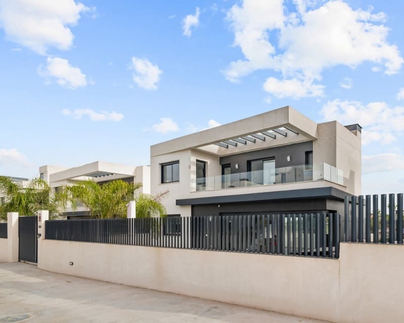 4 soveværelse Villa til salg i Algorfa med swimmingpool - € 565.900 (Ref: 9874352)