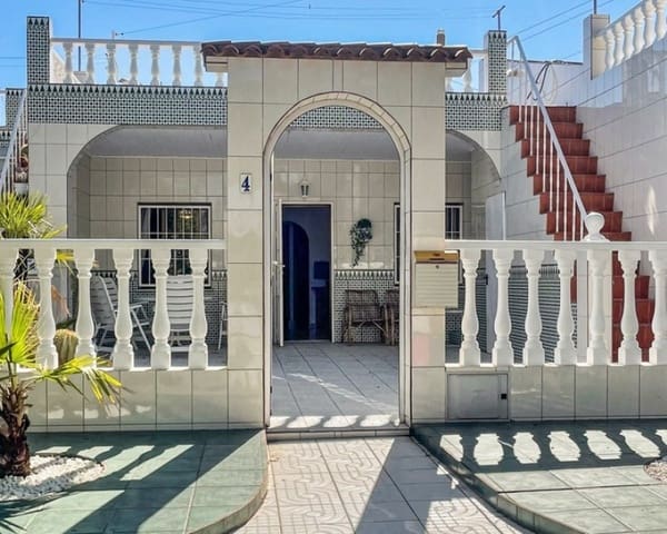 2 soveværelse Byhus til salg i Puerto Deportivo, Torrevieja - € 139.900 (Ref: 9874354)