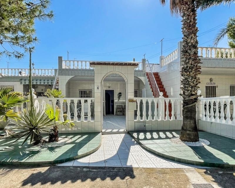 2 bedroom Townhouse for sale in Torrevieja - € 139,900 (Ref: 9874354)