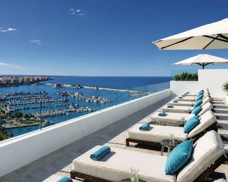 2 soveværelse Lejlighed til salg i Torrevieja med swimmingpool - € 282.000 (Ref: 9874358)