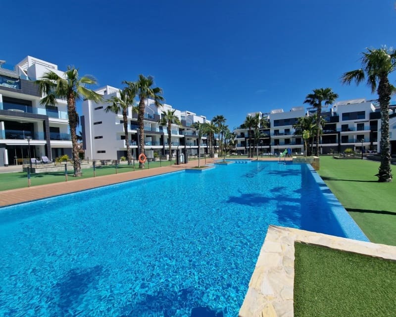 3 soveværelse Lejlighed til salg i El Raso med swimmingpool - € 309.950 (Ref: 9874359)