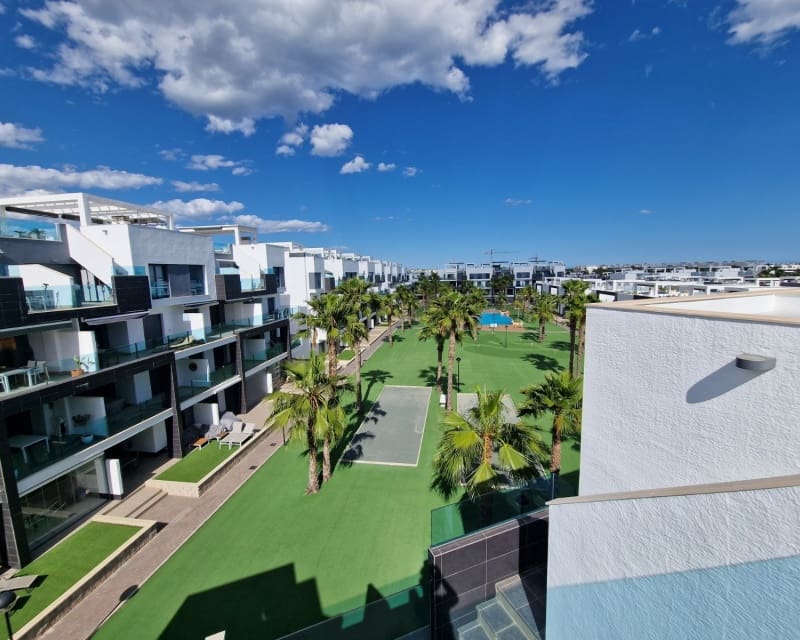 3 soveværelse Lejlighed til salg i El Raso med swimmingpool - € 309.950 (Ref: 9874359)