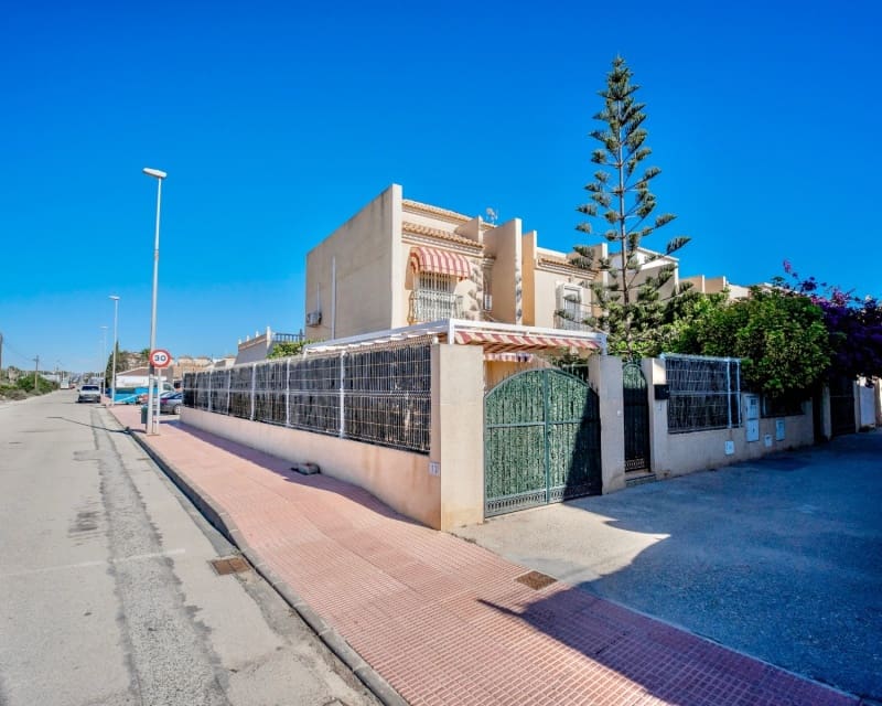 2 camera da letto Villa in vendita in Guardamar del Segura - 249.950 € (Rif: 9874362)