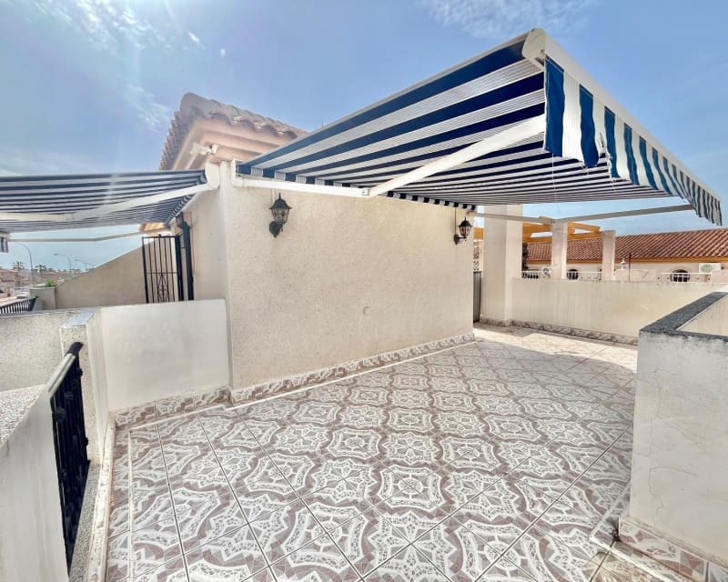 3 bedroom Villa for sale in Playa Flamenca with pool - € 229,000 (Ref: 9874363)