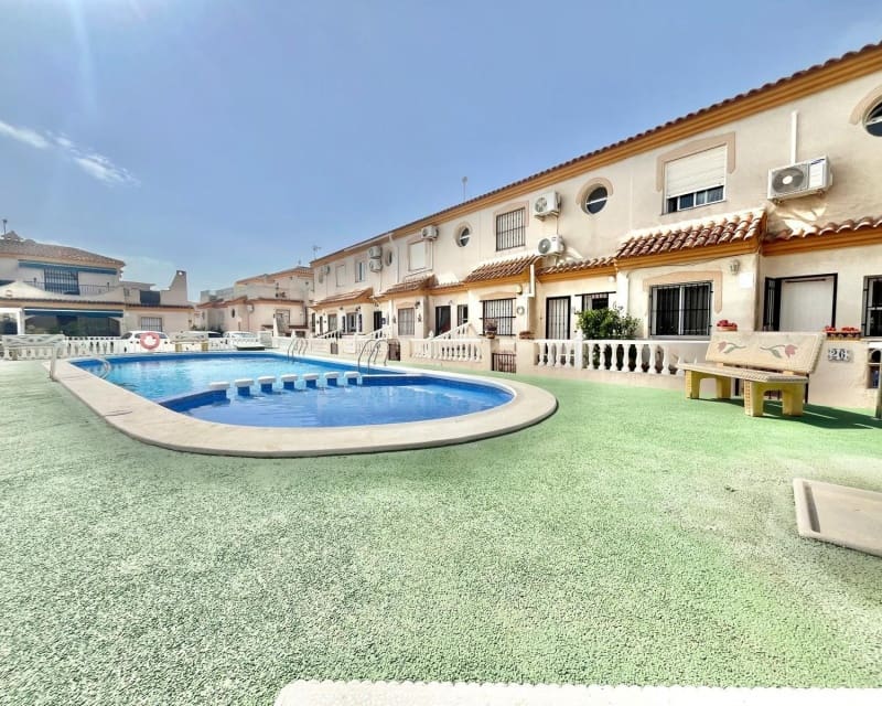 3 bedroom Villa for sale in Playa Flamenca with pool - € 229,000 (Ref: 9874363)