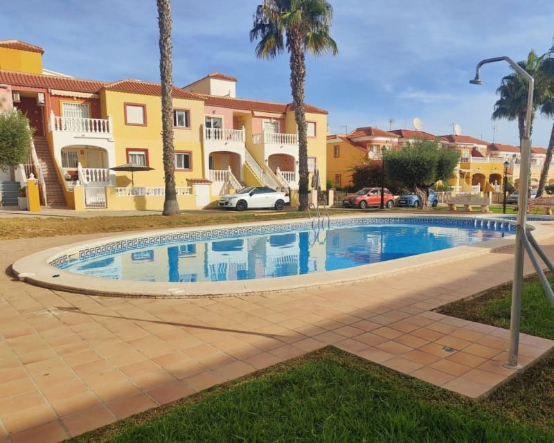 2 quarto Casa em Banda para venda em Cabo Roig com piscina - 199 990 € (Ref: 9874364)