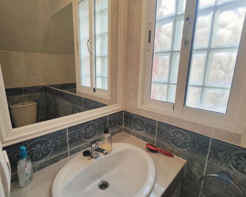2 quarto Casa em Banda para venda em Cabo Roig com piscina - 199 990 € (Ref: 9874364)