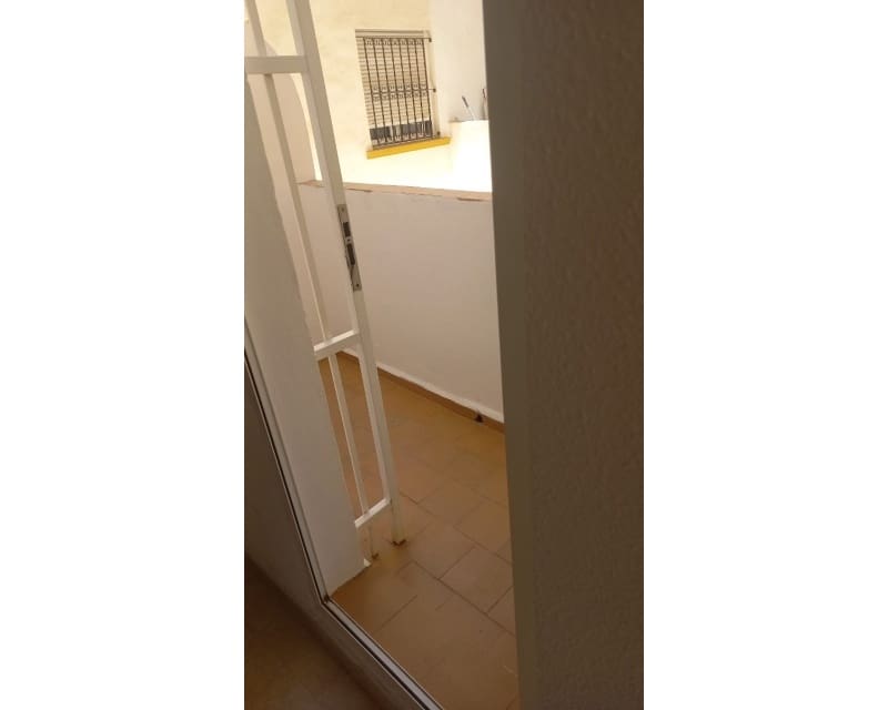 Apartamento de 2 habitaciones en La Zenia en venta con piscina - 169.950 € (Ref: 9874365)