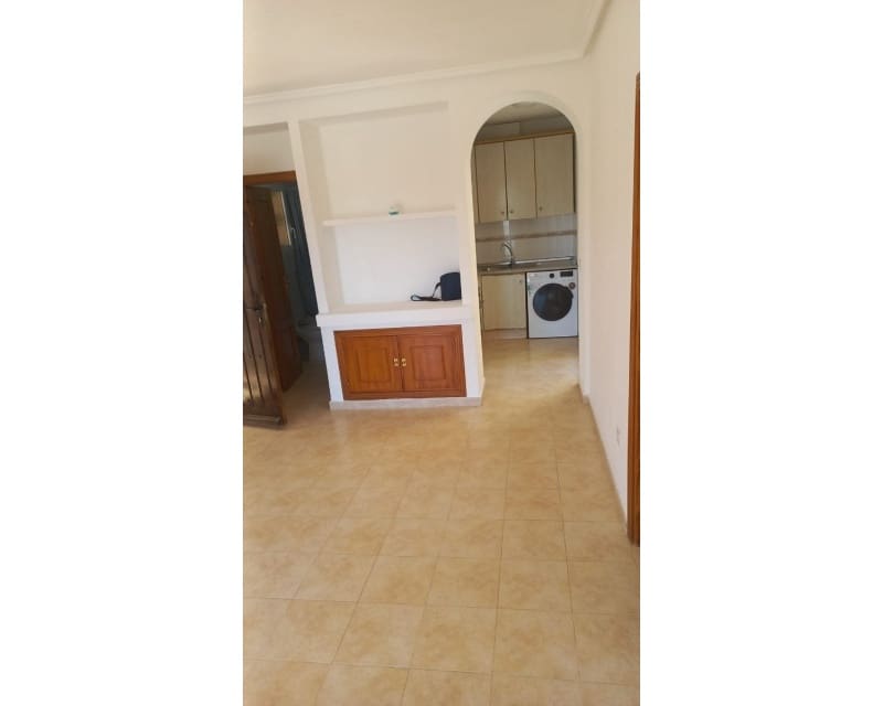 Apartamento de 2 habitaciones en La Zenia en venta con piscina - 169.950 € (Ref: 9874365)