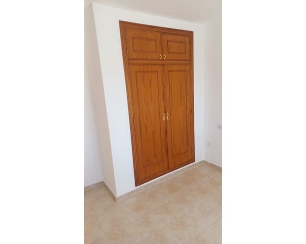 Apartamento de 2 habitaciones en La Zenia, Orihuela en venta con piscina - 169.950 € (Ref: 9874365)