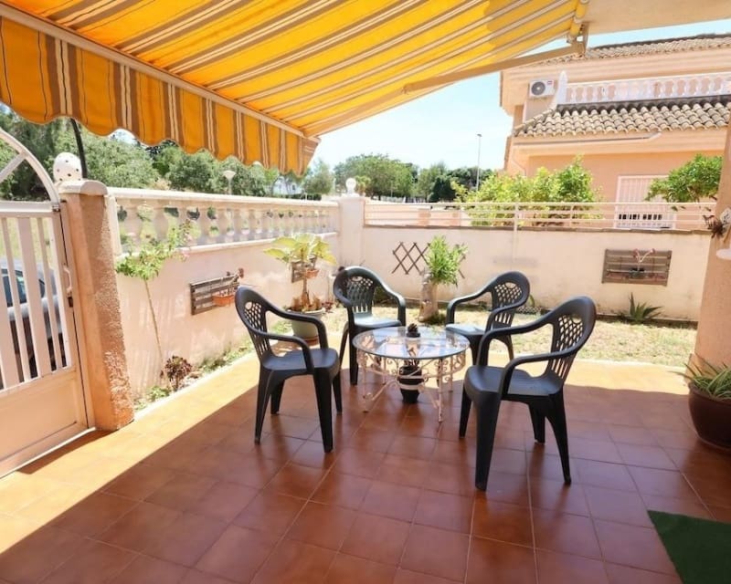 3 quarto Moradia para venda em Los Altos com piscina - 264 900 € (Ref: 9874366)