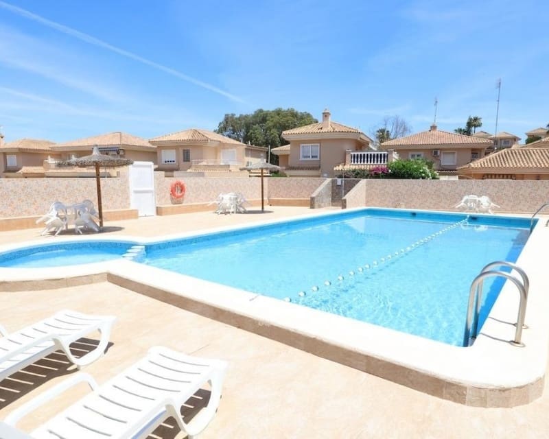 3 quarto Moradia para venda em Los Altos com piscina - 264 900 € (Ref: 9874366)