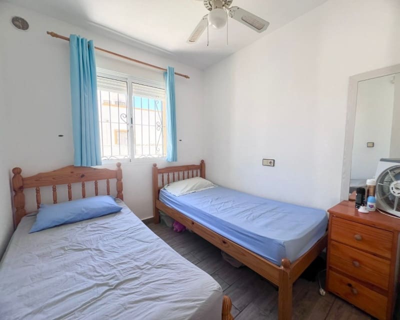 3 slaapkamer Villa te koop in Los Altos met zwembad - € 234.950 (Ref: 9874368)
