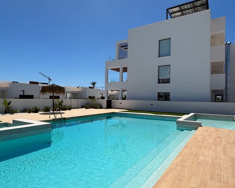 2 chambre Appartement à vendre à Los Alcazares avec piscine - 260 000 € (Ref: 9875285)