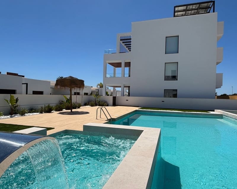 2 chambre Appartement à vendre à Los Alcazares avec piscine - 260 000 € (Ref: 9875285)