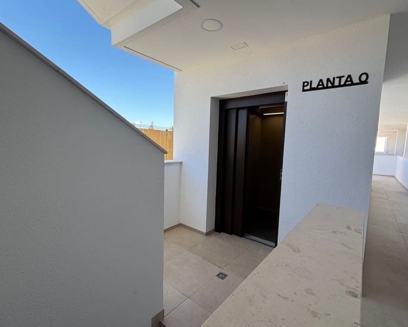 2 chambre Appartement à vendre à Los Alcazares avec piscine - 260 000 € (Ref: 9875285)