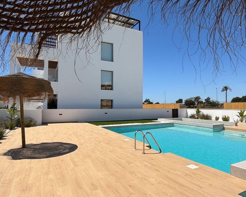 2 chambre Appartement à vendre à Los Alcazares avec piscine - 260 000 € (Ref: 9875285)