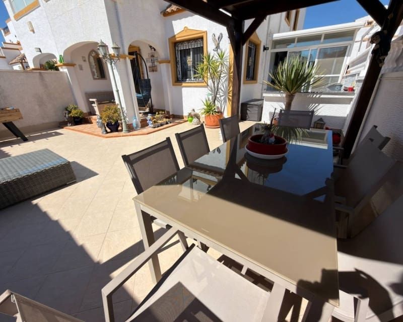 3 chambre Villa/Maison à vendre à San Miguel de Salinas avec piscine - 220 000 € (Ref: 9875288)