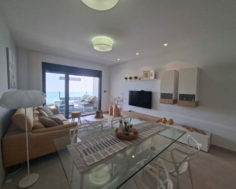 2 bedroom Apartment for sale in Guardamar del Segura with pool - € 249,500 (Ref: 9875289)
