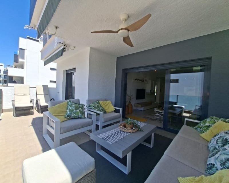 2 bedroom Apartment for sale in Guardamar del Segura with pool - € 249,500 (Ref: 9875289)