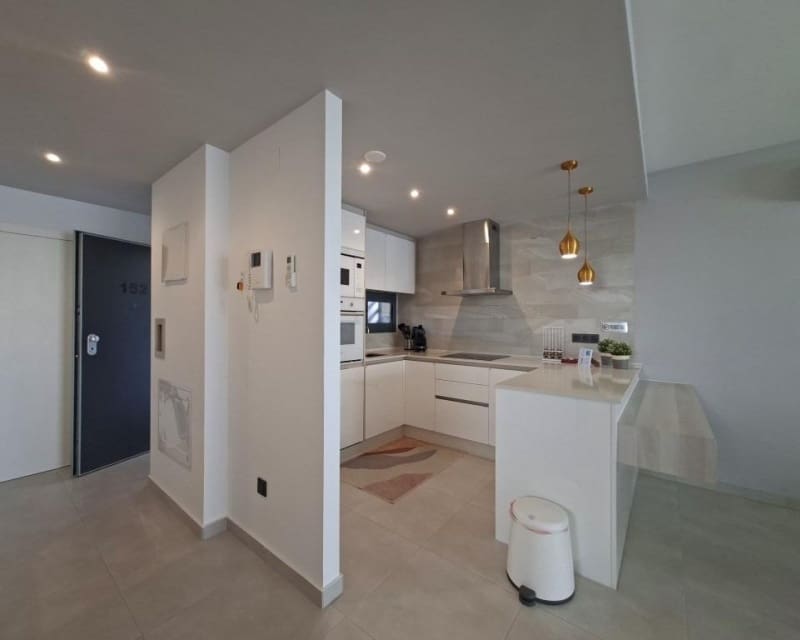 2 bedroom Apartment for sale in Guardamar del Segura with pool - € 249,500 (Ref: 9875289)