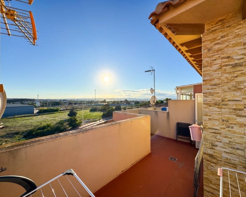 3 camera da letto Casa in vendita in Aguas Nuevas con piscina - 224.000 € (Rif: 9877432)