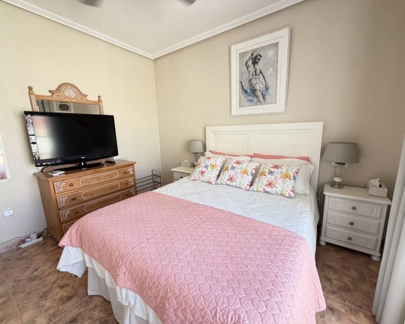 2 bedroom Townhouse for sale in La Zenia with pool - € 269,000 (Ref: 9877433)