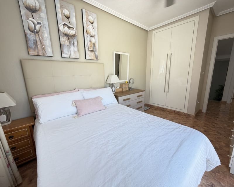 2 bedroom Townhouse for sale in La Zenia with pool - € 269,000 (Ref: 9877433)