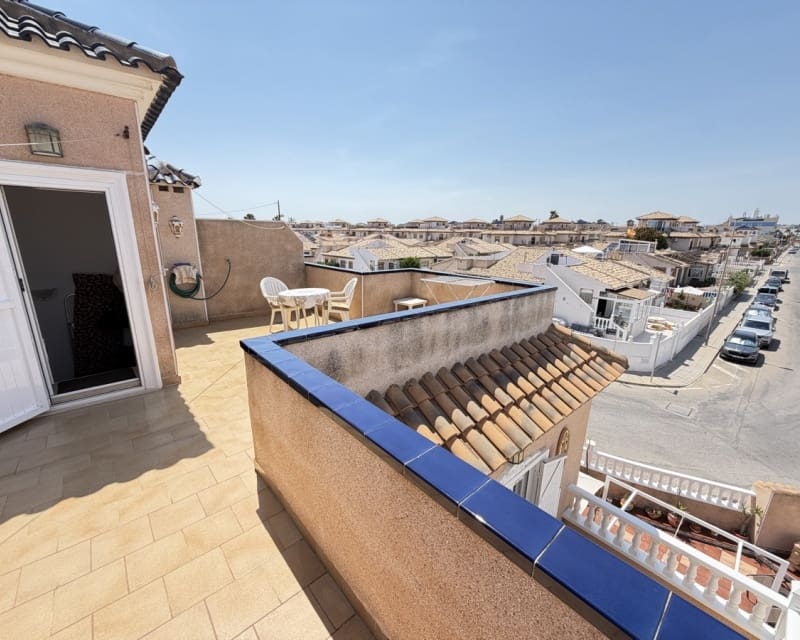2 bedroom Townhouse for sale in La Zenia with pool - € 269,000 (Ref: 9877433)