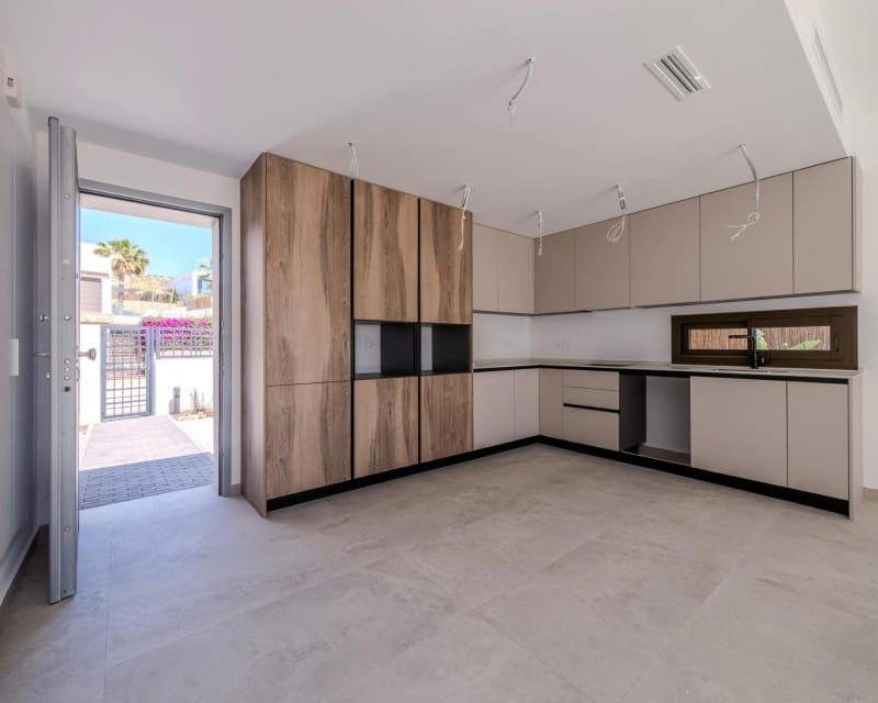 Chalet de 3 habitaciones en Algorfa en venta con piscina - 489.000 € (Ref: 9895470)