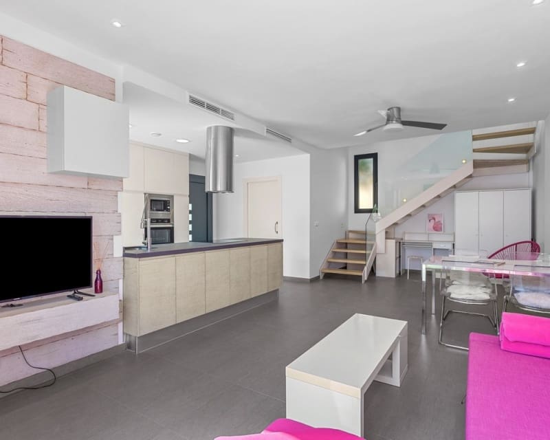 2 sypialnia Willa na sprzedaż w Ciudad Quesada - 359 000 € (Ref: 9895472)