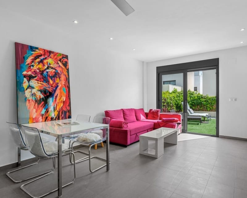 2 sypialnia Willa na sprzedaż w Ciudad Quesada - 359 000 € (Ref: 9895472)