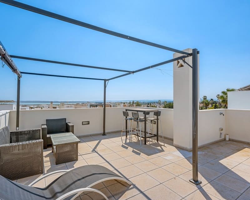 2 sypialnia Willa na sprzedaż w Ciudad Quesada - 359 000 € (Ref: 9895472)