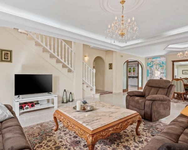 4 slaapkamer Villa te koop in Ciudad Quesada, Rojales - € 750.000 (Ref: 9895474)