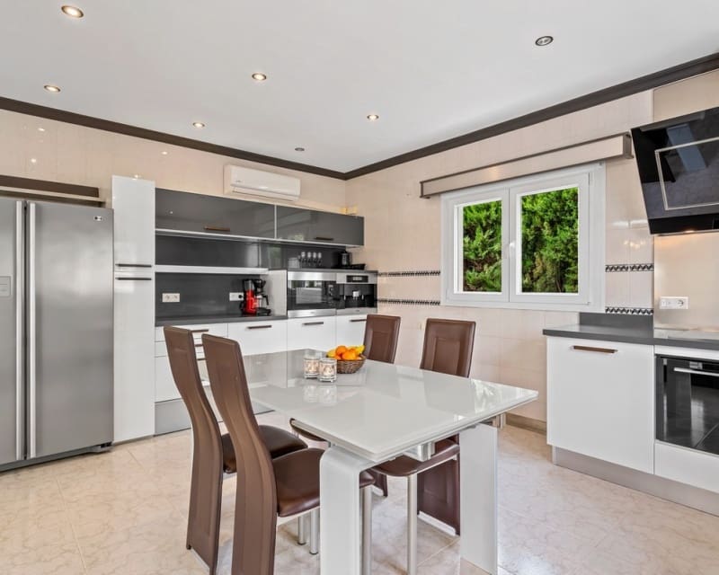 4 sovrum Villa till salu i Ciudad Quesada - 750 000 € (Ref: 9895474)