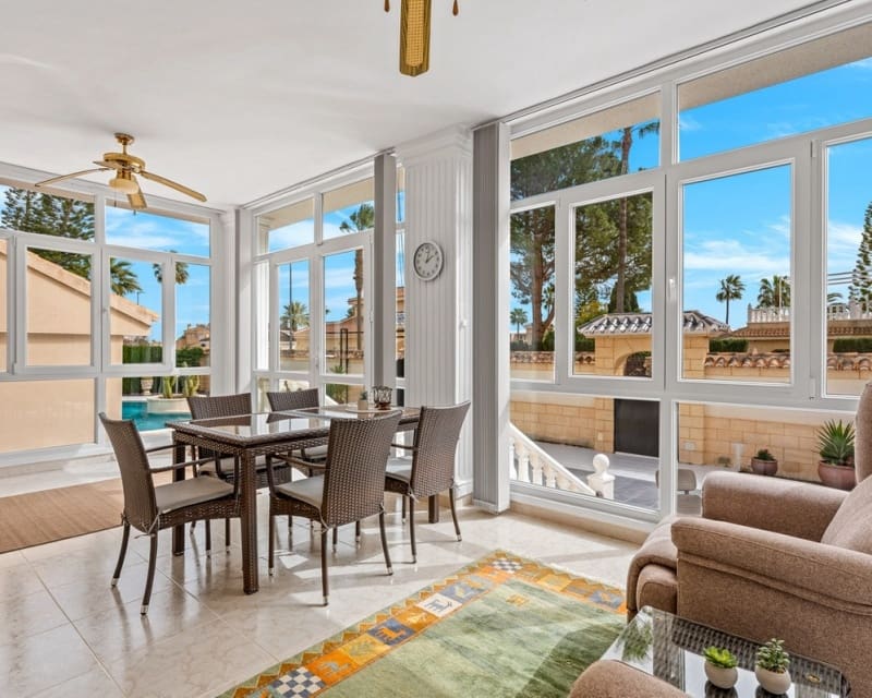 4 sovrum Villa till salu i Ciudad Quesada - 750 000 € (Ref: 9895474)