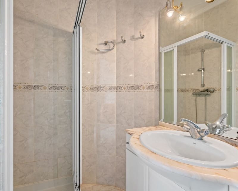 4 sovrum Villa till salu i Ciudad Quesada - 750 000 € (Ref: 9895474)