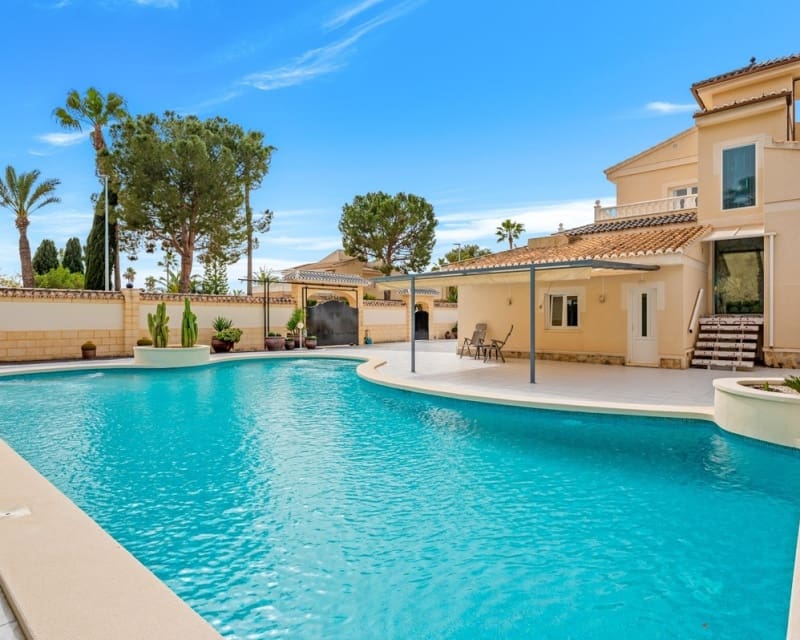 4 sovrum Villa till salu i Ciudad Quesada - 750 000 € (Ref: 9895474)