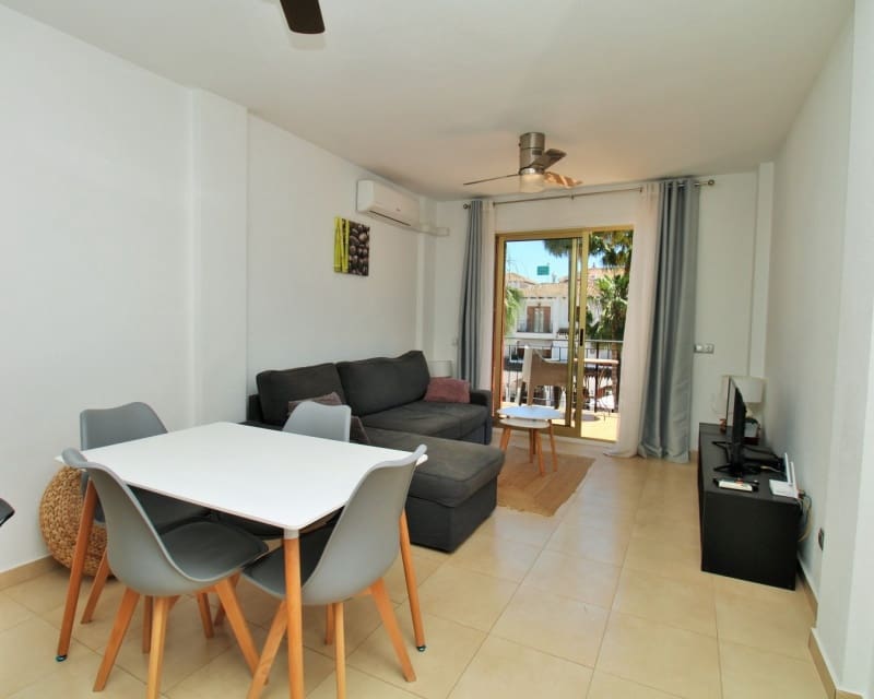 1 bedroom Apartment for sale in Villamartin with pool - € 129,500 (Ref: 9895477)