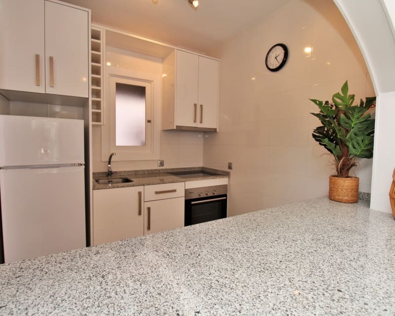 1 bedroom Apartment for sale in Villamartin with pool - € 129,500 (Ref: 9895477)